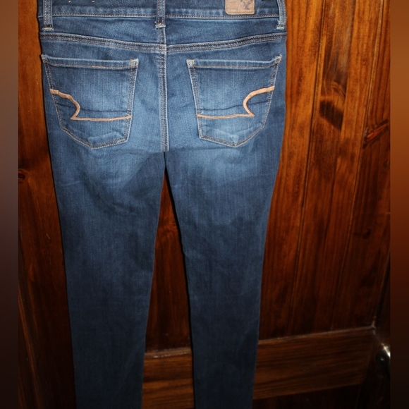 American Eagle Outfitters Medium Wash Skinny Jeans - Picture 3 of 16